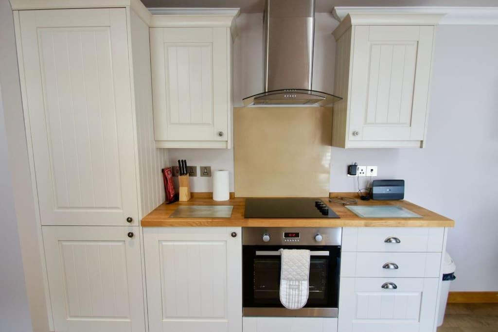 The Old Schoolhouse Lochearnhead Apartment ภายนอก รูปภาพ